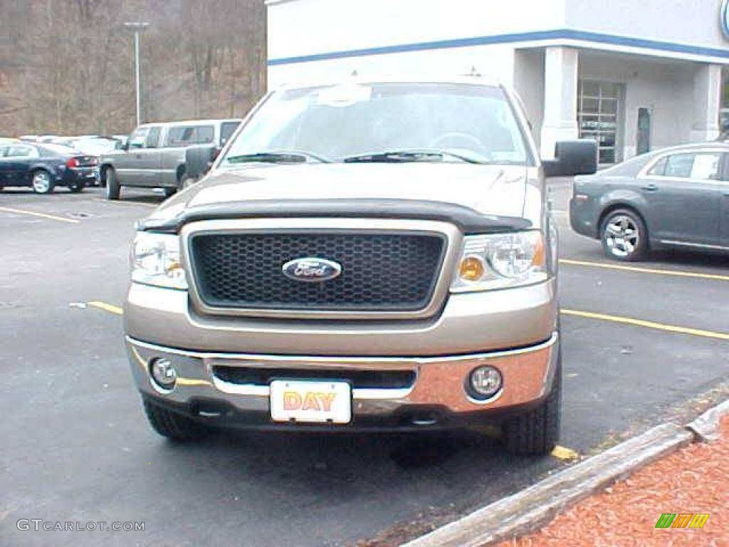 2006 F150 XLT SuperCrew 4x4 - Arizona Beige Metallic / Tan photo #2