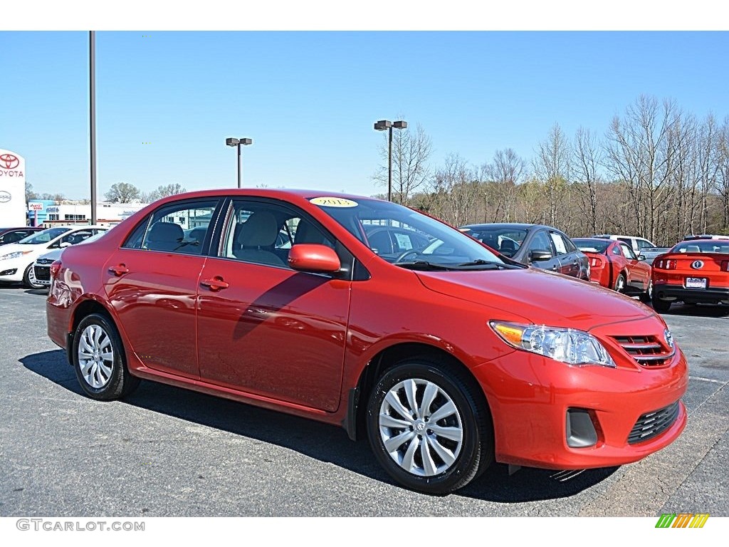 Barcelona Red Metallic 2013 Toyota Corolla LE Exterior Photo #111545104