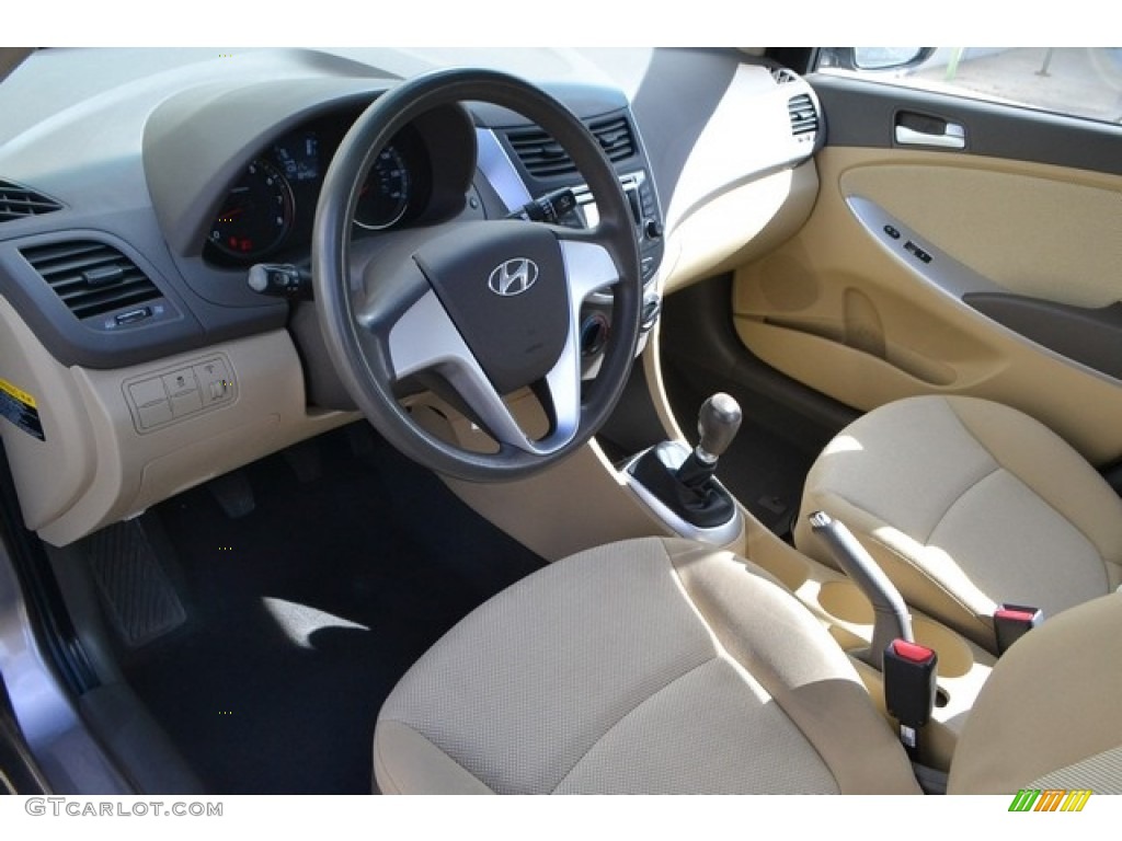 Beige Interior 2013 Hyundai Accent GLS 4 Door Photo #111553018