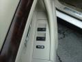 2012 White Platinum Tri-Coat Ford Taurus Limited  photo #21