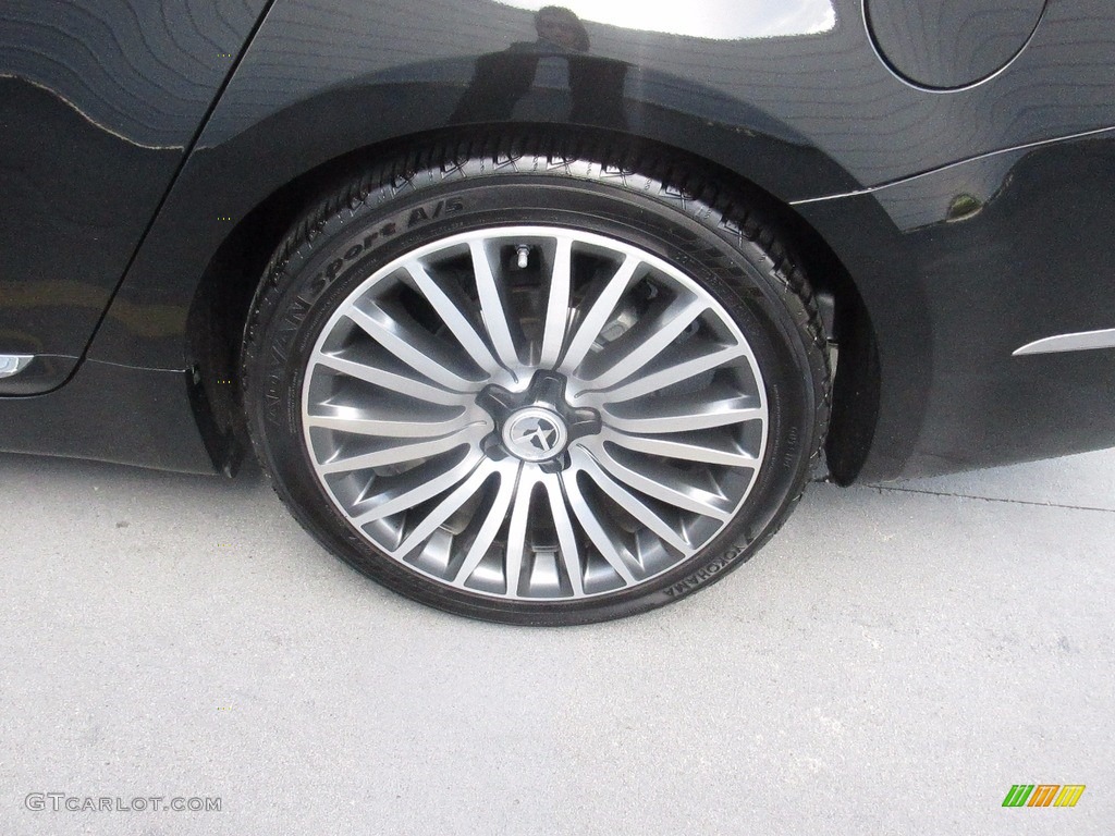 2014 Cadenza Premium - Aurora Black / White photo #17