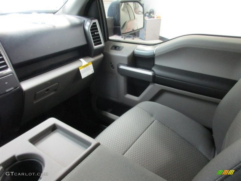 2016 F150 XLT SuperCrew - Ruby Red / Medium Earth Gray photo #15