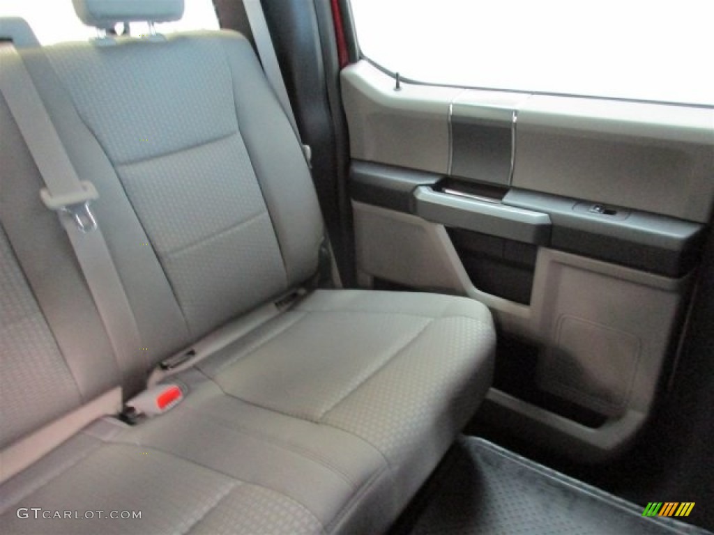 2016 F150 XLT SuperCrew - Ruby Red / Medium Earth Gray photo #19