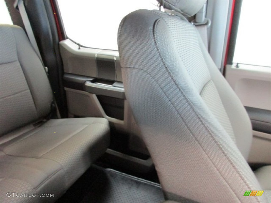 2016 F150 XLT SuperCrew - Ruby Red / Medium Earth Gray photo #20