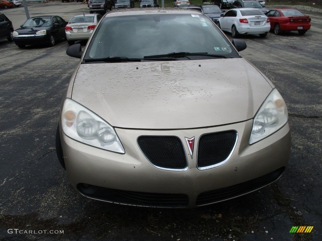 2007 G6 V6 Sedan - Sedona Beige Metallic / Light Taupe photo #2