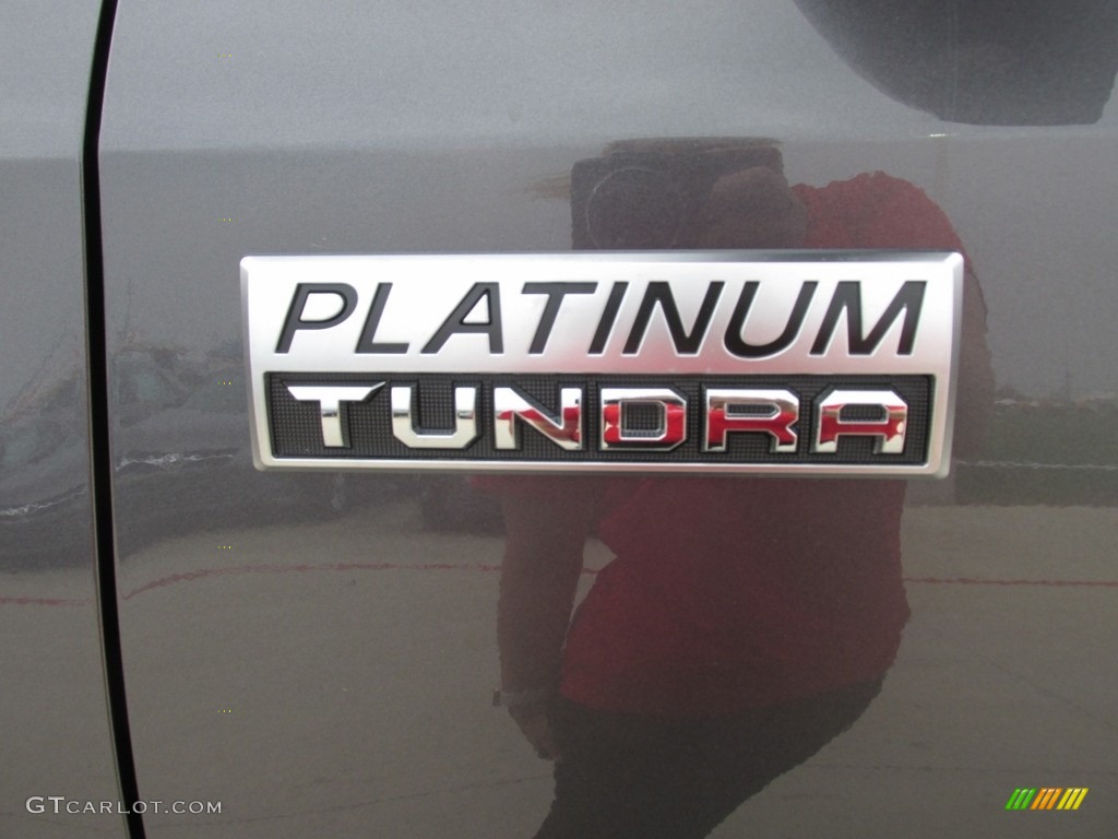 2016 Tundra Platinum CrewMax - Magnetic Gray Metallic / Black photo #13