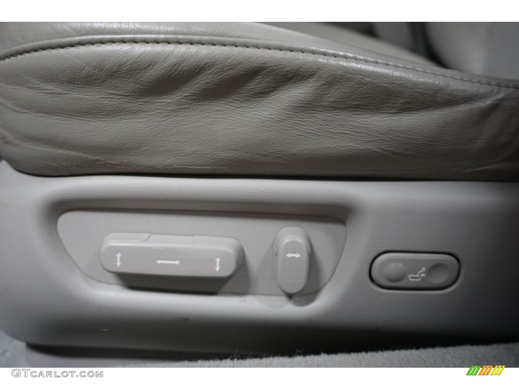2006 RL 3.5 AWD Sedan - Lakeshore Silver Metallic / Ebony photo #25