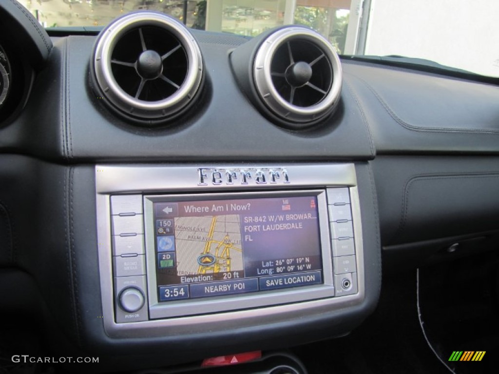 2009 Ferrari California Standard California Model Navigation Photos