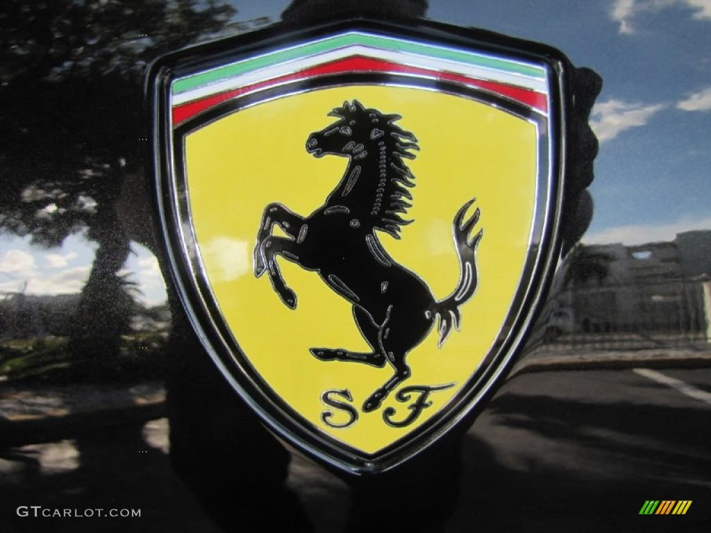 2009 Ferrari California Standard California Model Marks and Logos Photos