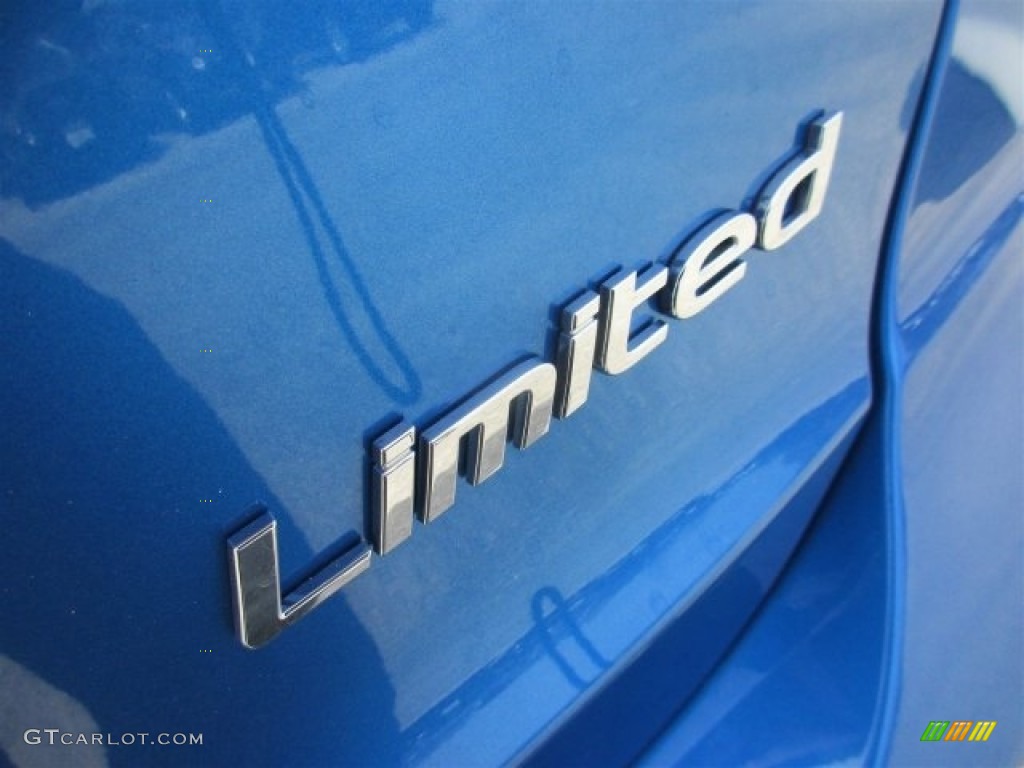 2017 Elantra Limited - Electric Blue / Gray photo #6