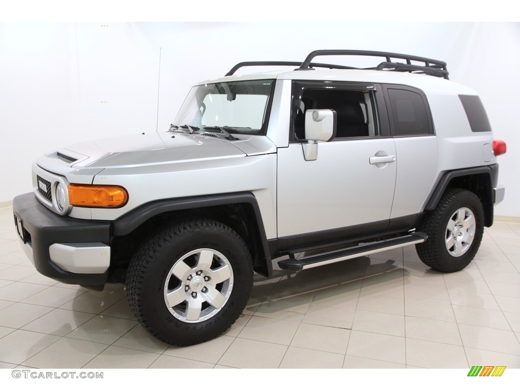 2007 Toyota FJ Cruiser 4WD Exterior Photos
