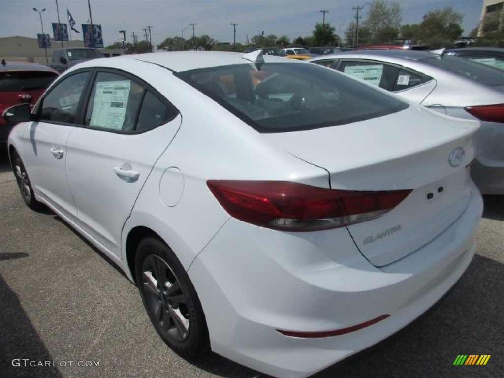 2017 Elantra SE - White / Beige photo #4