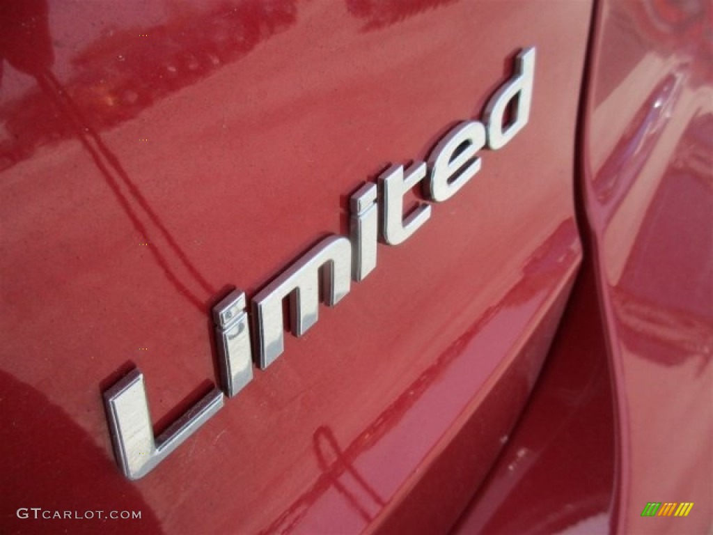 2017 Elantra Limited - Red / Gray photo #6