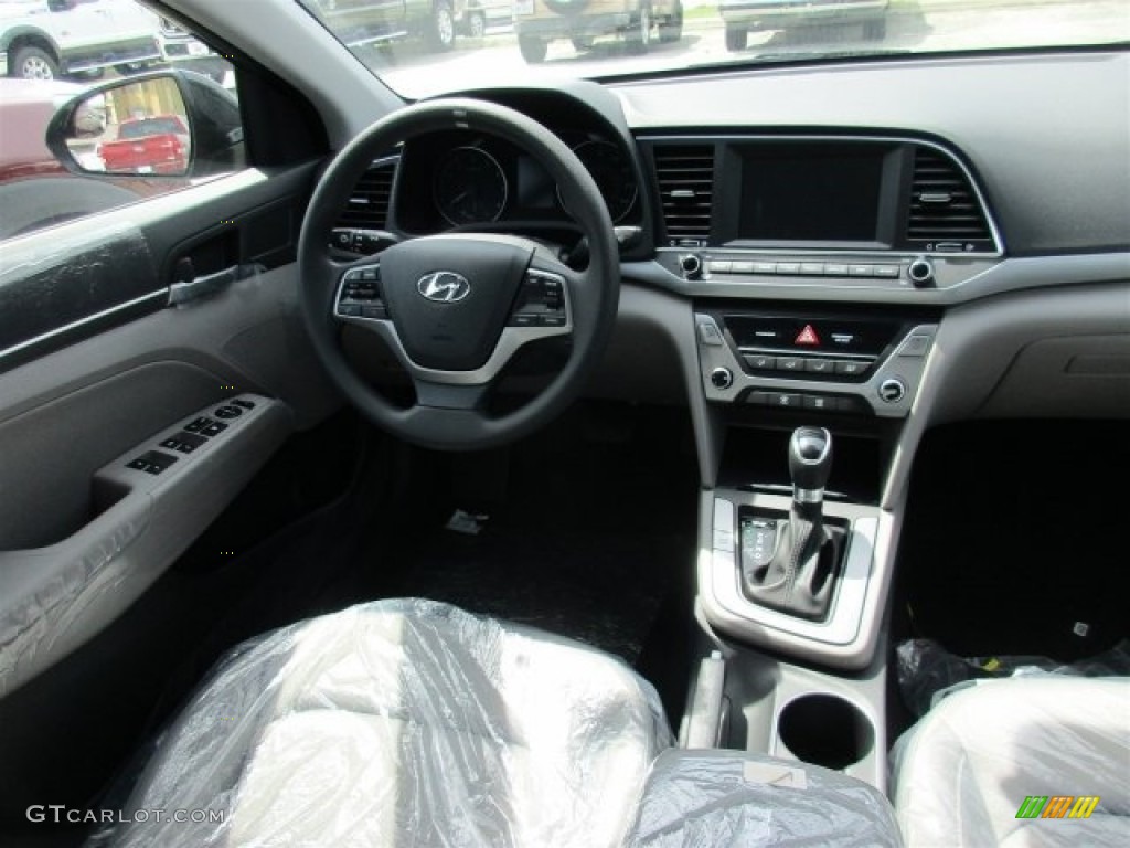 2017 Elantra SE - Black / Gray photo #7