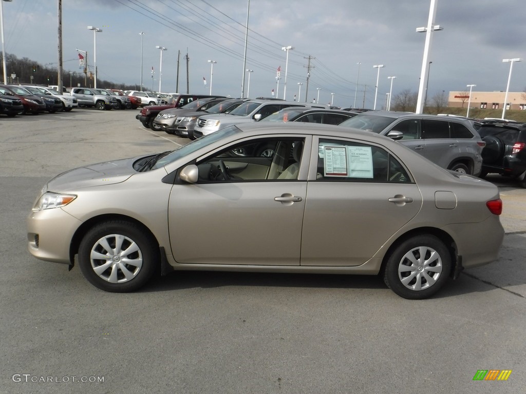 2010 Corolla LE - Desert Sand Metallic / Bisque photo #5