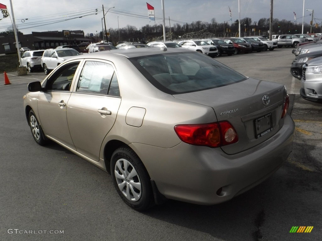 2010 Corolla LE - Desert Sand Metallic / Bisque photo #7