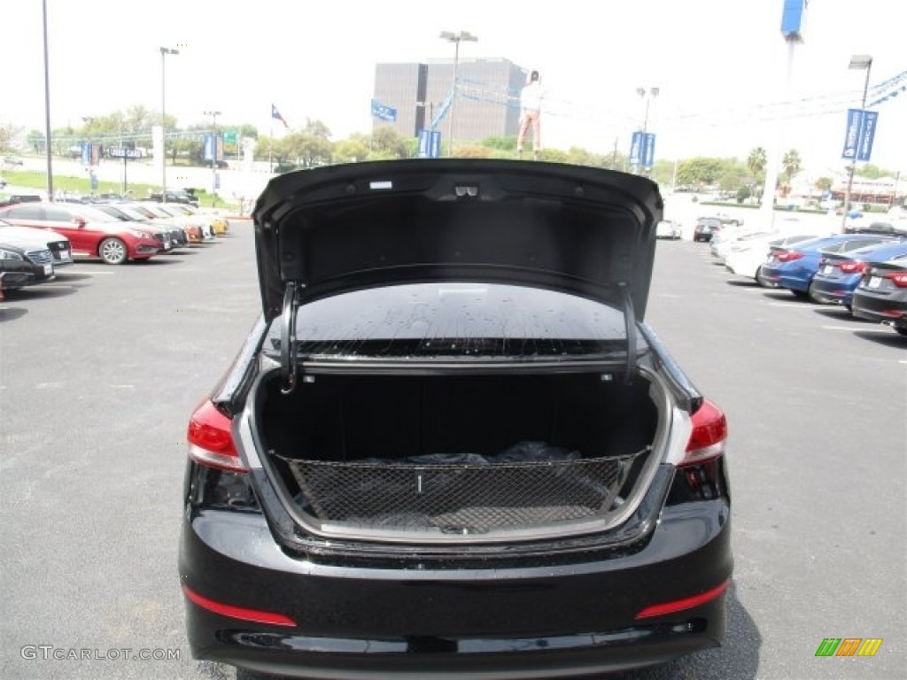 2017 Elantra SE - Black / Gray photo #9
