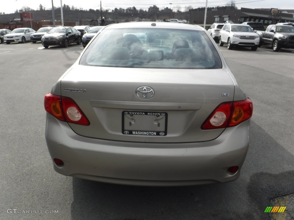 2010 Corolla LE - Desert Sand Metallic / Bisque photo #8