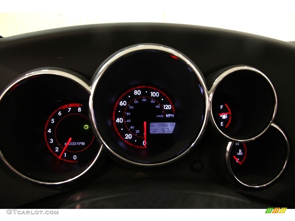2005 Pontiac Vibe Standard Vibe Model Gauges Photo #111570254