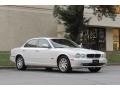 White Onyx - XJ XJ8 Photo No. 8