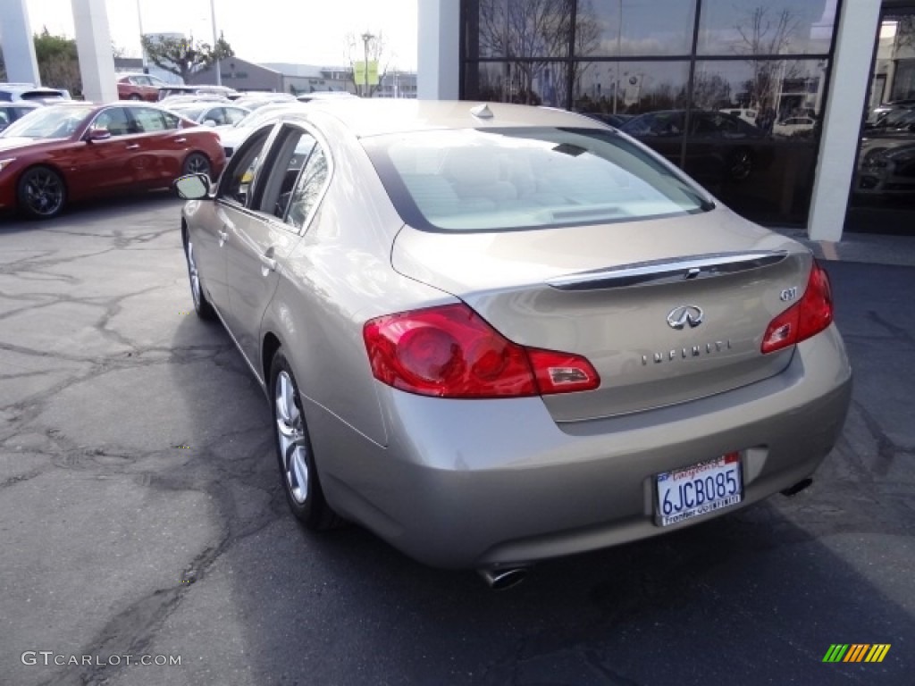 2009 G 37 Journey Sedan - Sahara Sandstone / Wheat photo #13