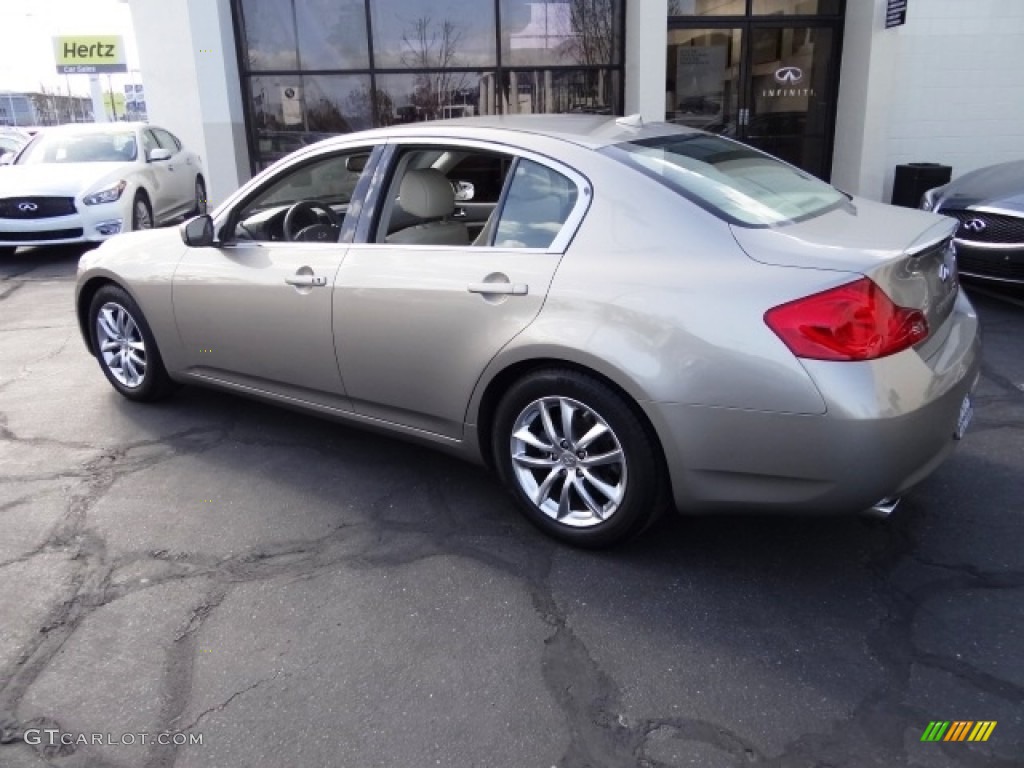 2009 G 37 Journey Sedan - Sahara Sandstone / Wheat photo #14