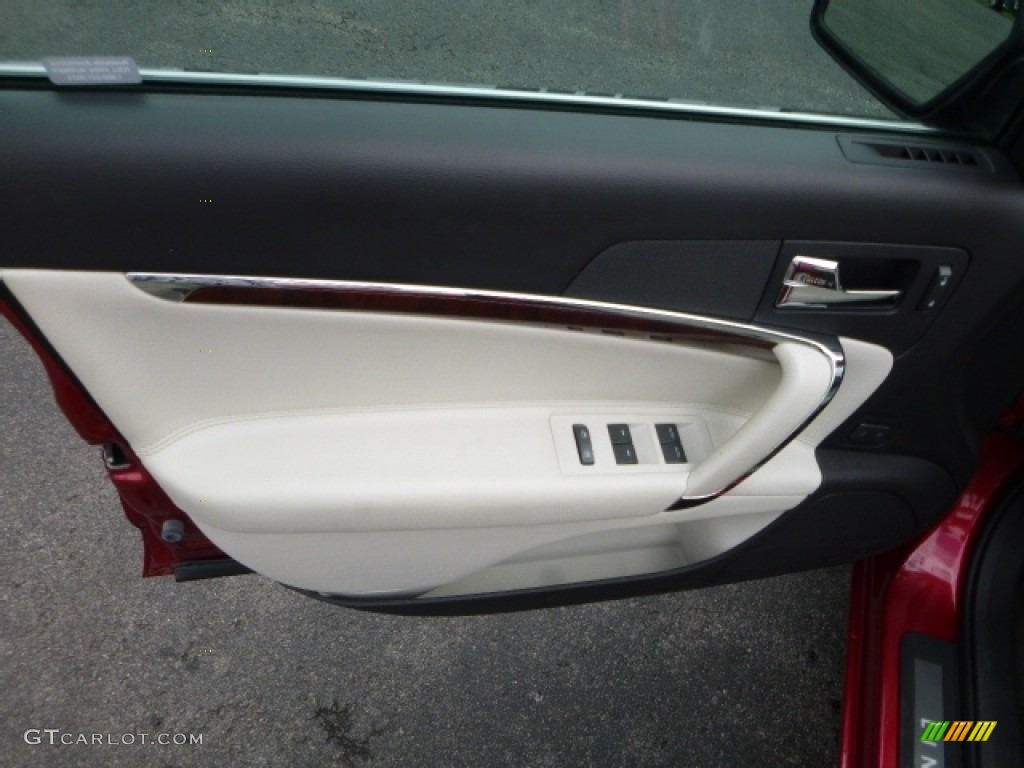 2011 MKZ AWD - Red Candy Metallic / Cashmere photo #14