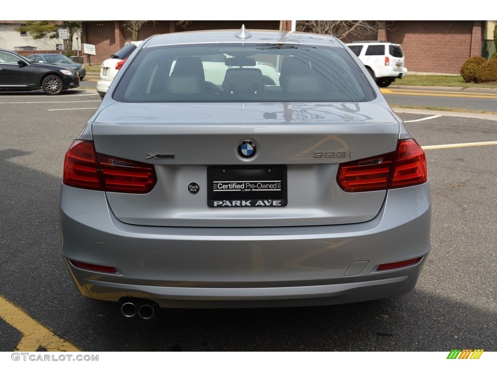 2013 3 Series 328i xDrive Sedan - Glacier Silver Metallic / Black photo #4