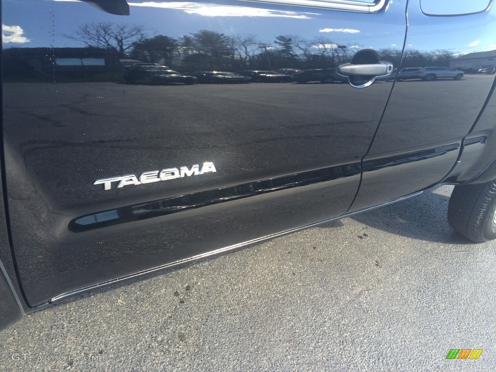 2015 Tacoma V6 Access Cab 4x4 - Black / Graphite photo #38