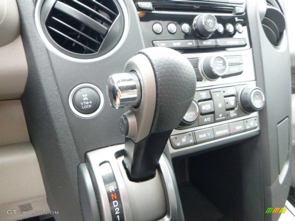 2015 Pilot EX-L 4WD - Crystal Black Pearl / Gray photo #18