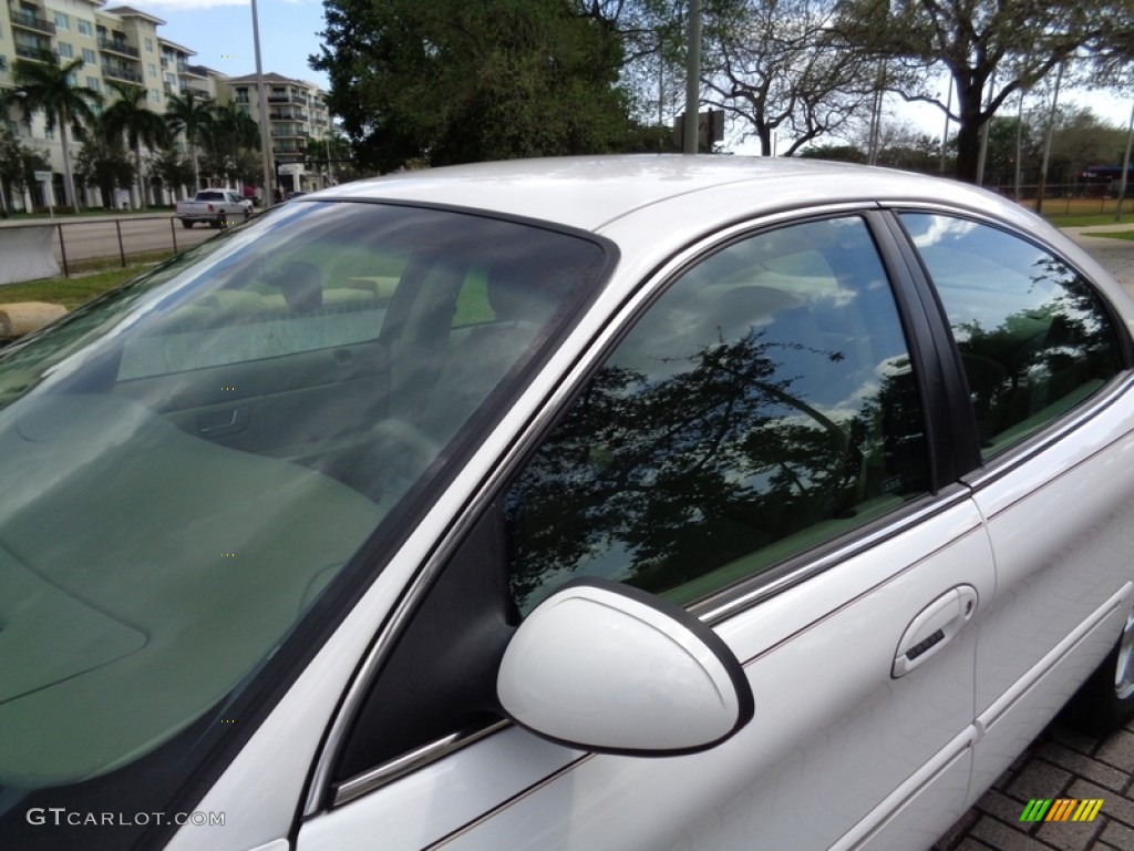 2003 Sable LS Premium Sedan - Vibrant White / Medium Parchment photo #54