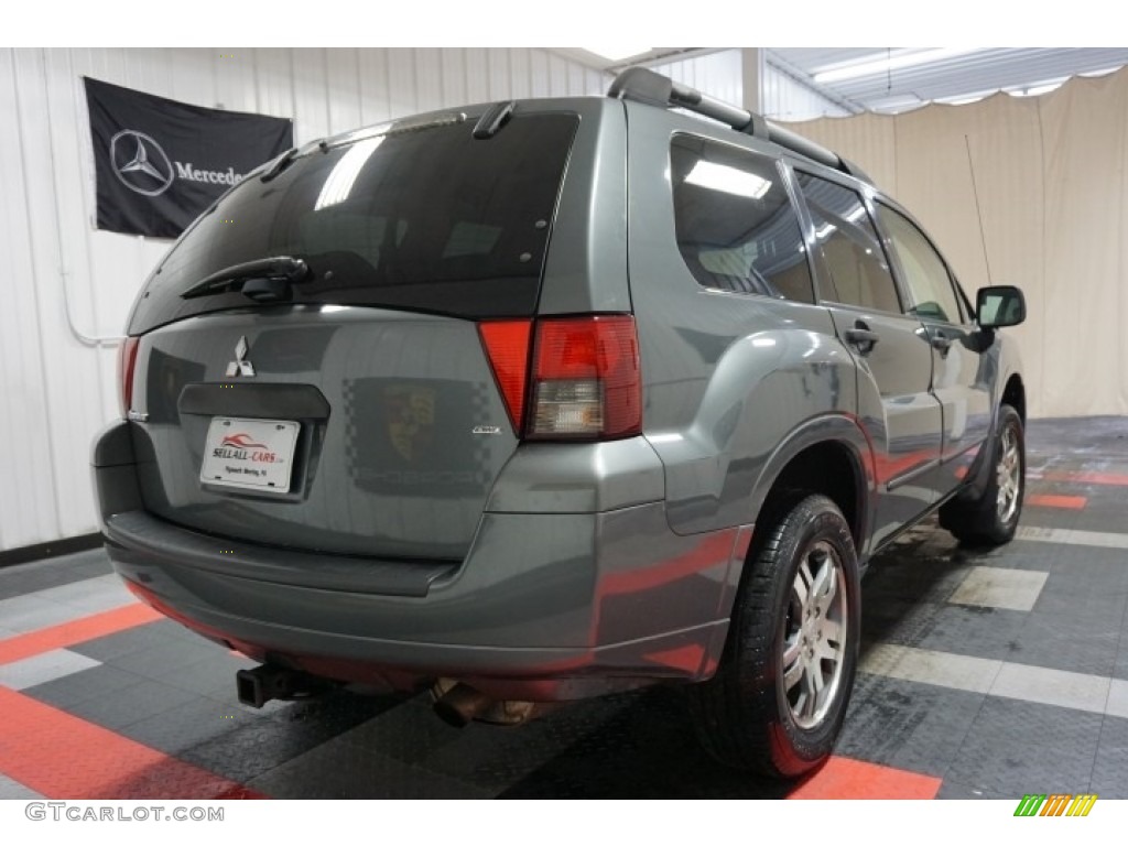 2006 Endeavor LS AWD - Titanium Gray Pearl / Charcoal photo #8