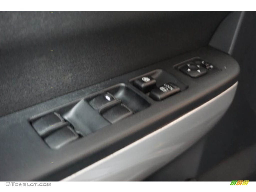 2006 Endeavor LS AWD - Titanium Gray Pearl / Charcoal photo #13