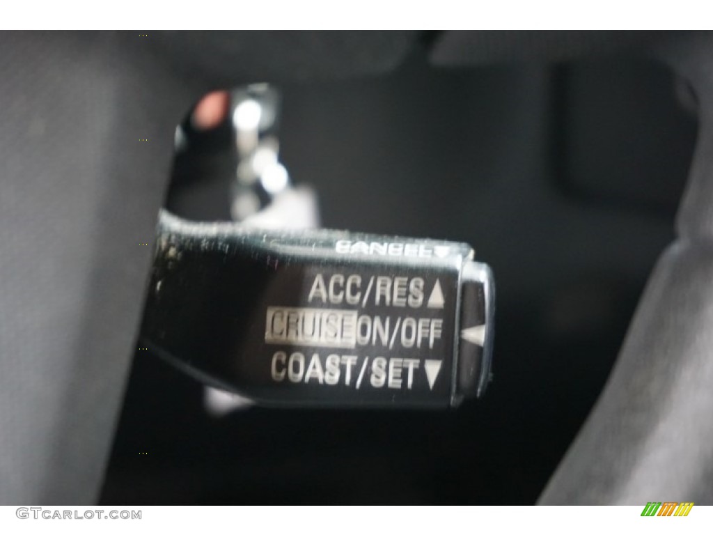2006 Endeavor LS AWD - Titanium Gray Pearl / Charcoal photo #28