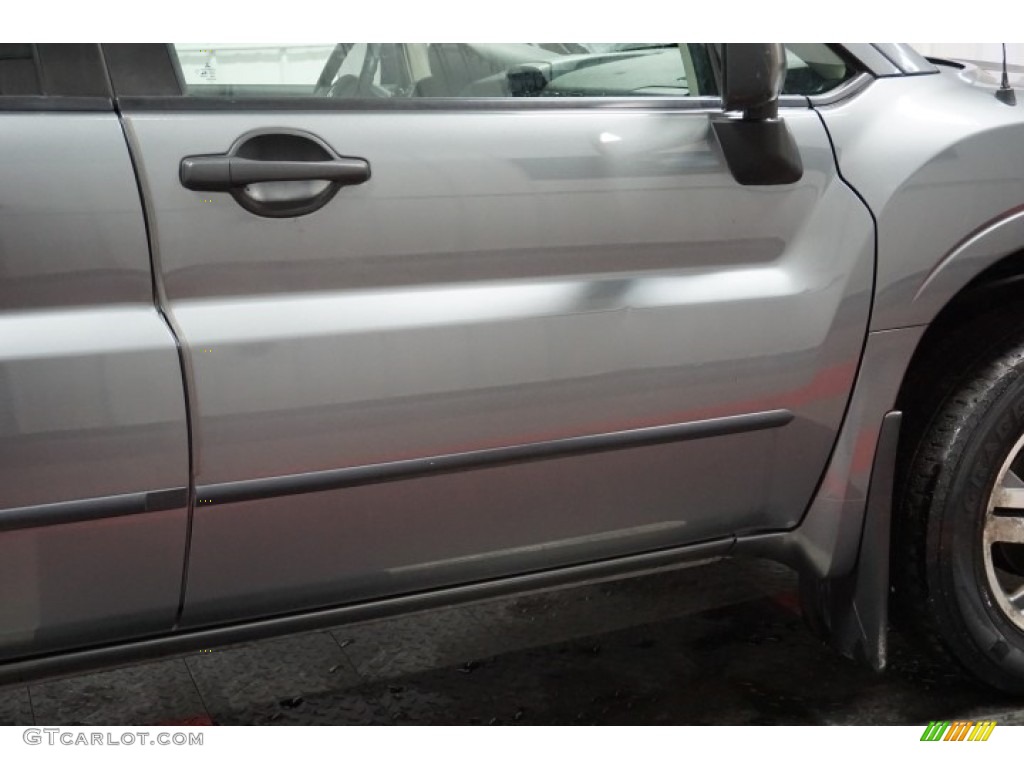 2006 Endeavor LS AWD - Titanium Gray Pearl / Charcoal photo #55