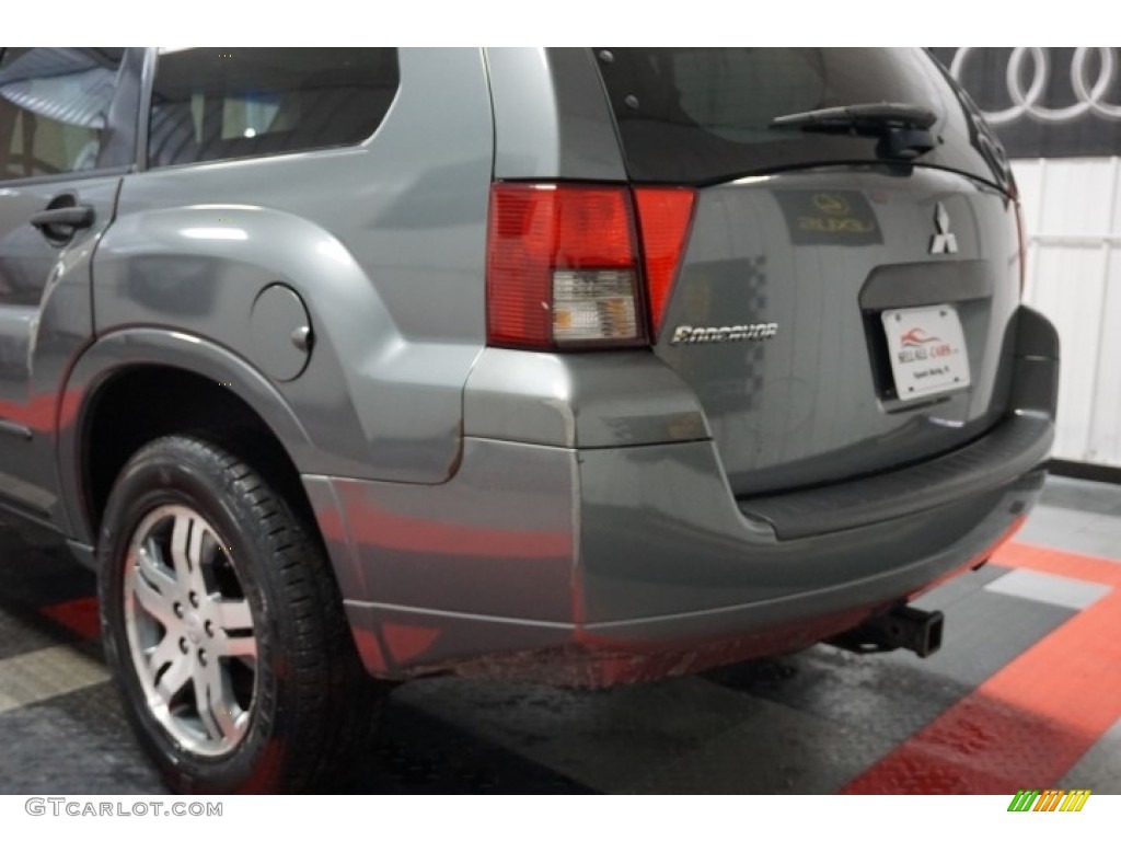 2006 Endeavor LS AWD - Titanium Gray Pearl / Charcoal photo #62