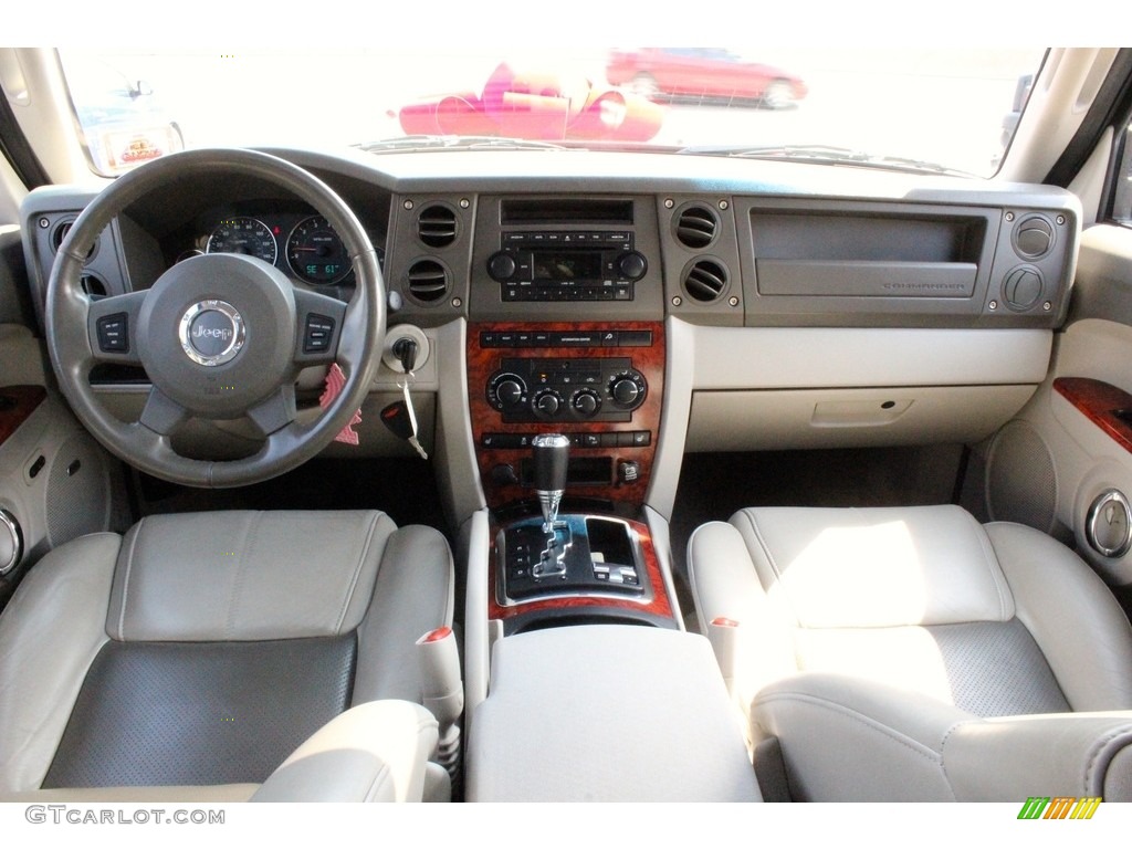 2006 Commander Limited 4x4 - Inferno Red Pearl / Dark Khaki/Light Graystone photo #7