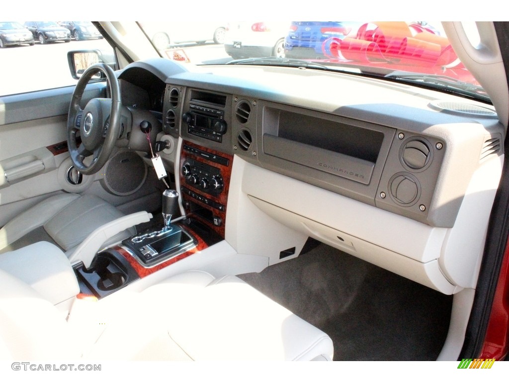 2006 Commander Limited 4x4 - Inferno Red Pearl / Dark Khaki/Light Graystone photo #30
