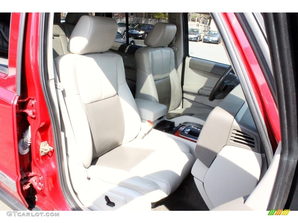 2006 Commander Limited 4x4 - Inferno Red Pearl / Dark Khaki/Light Graystone photo #31