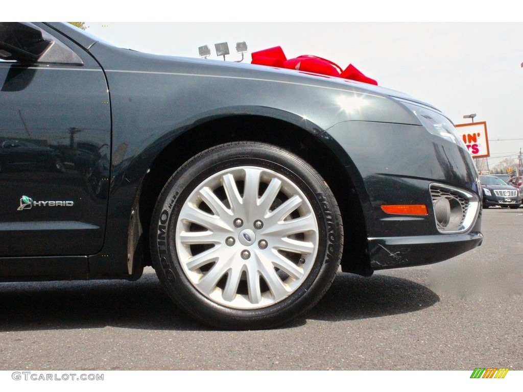 2010 Fusion Hybrid - Tuxedo Black Metallic / Charcoal Black photo #36