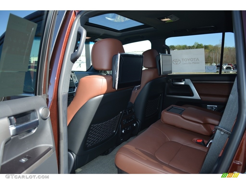 2016 Toyota Land Cruiser 4WD Rear Seat Photo #111598149