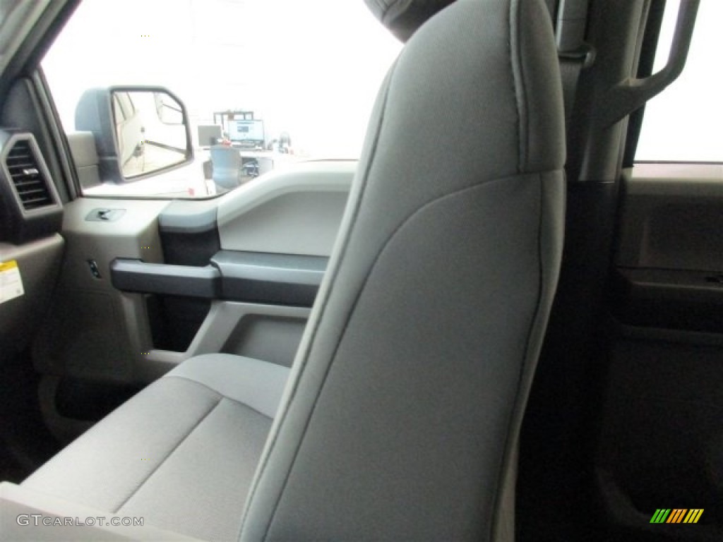 2016 F150 XL SuperCrew - Magnetic / Medium Earth Gray photo #16