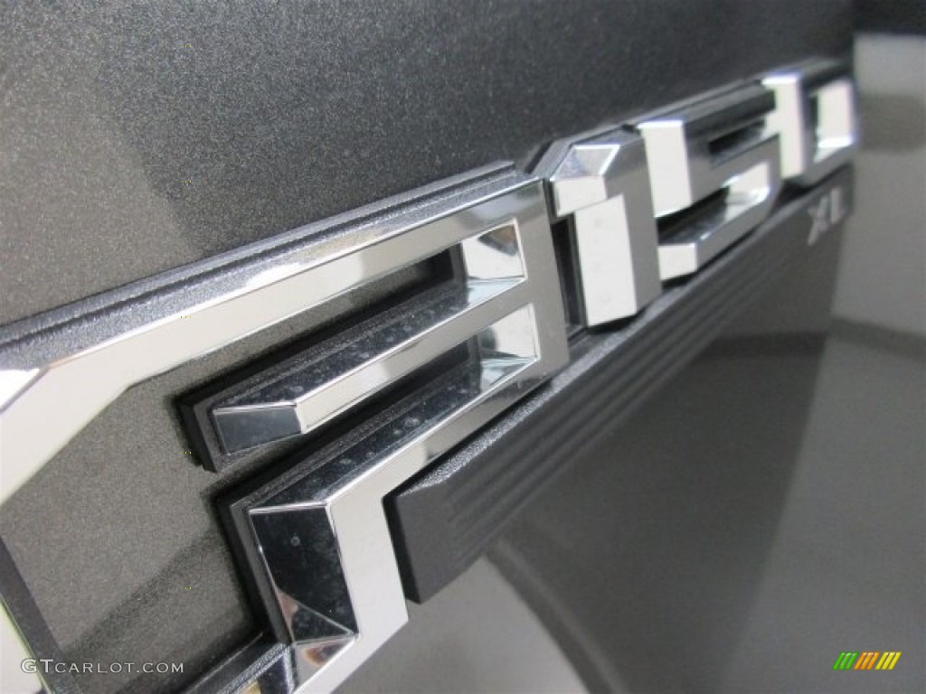 2016 F150 XL SuperCrew - Magnetic / Medium Earth Gray photo #27