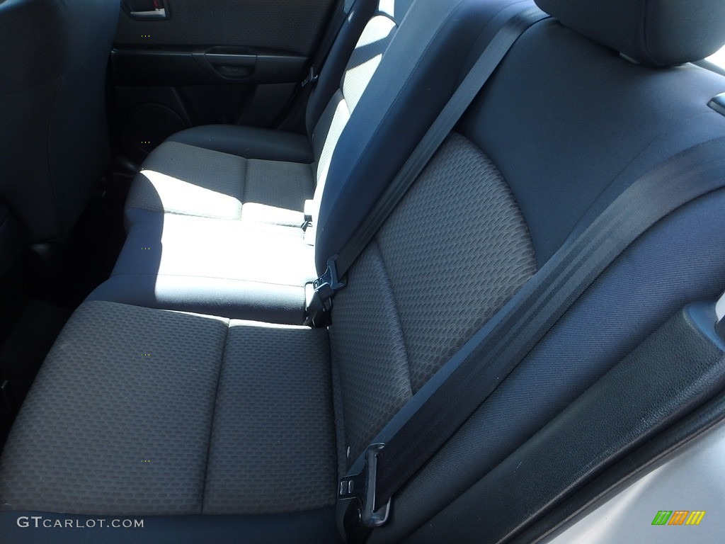 2005 MAZDA3 i Sedan - Sunlight Silver Metallic / Black photo #9