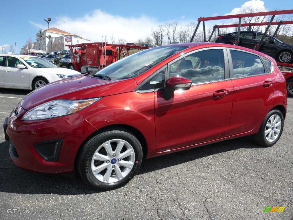 2013 Fiesta SE Hatchback - Ruby Red / Charcoal Black/Light Stone photo #5