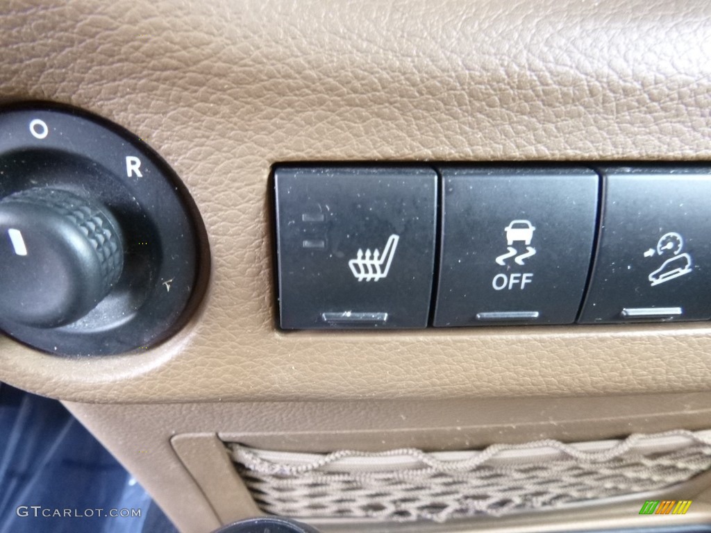 2011 Wrangler Sahara 4x4 - Sahara Tan / Black/Dark Saddle photo #17