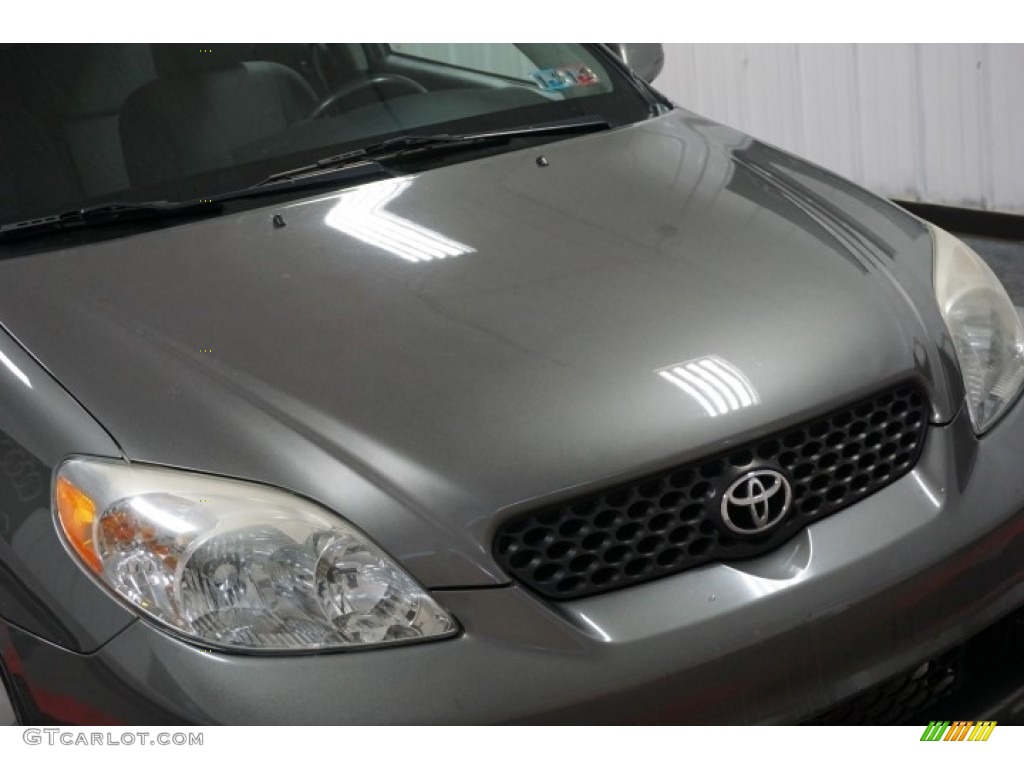 2004 Matrix XR - Phantom Gray / Dark Gray photo #50