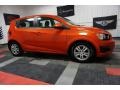 Inferno Orange Metallic - Sonic LT Hatch Photo No. 6
