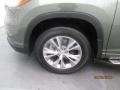 Alumina Jade Metallic - Highlander LE Photo No. 18
