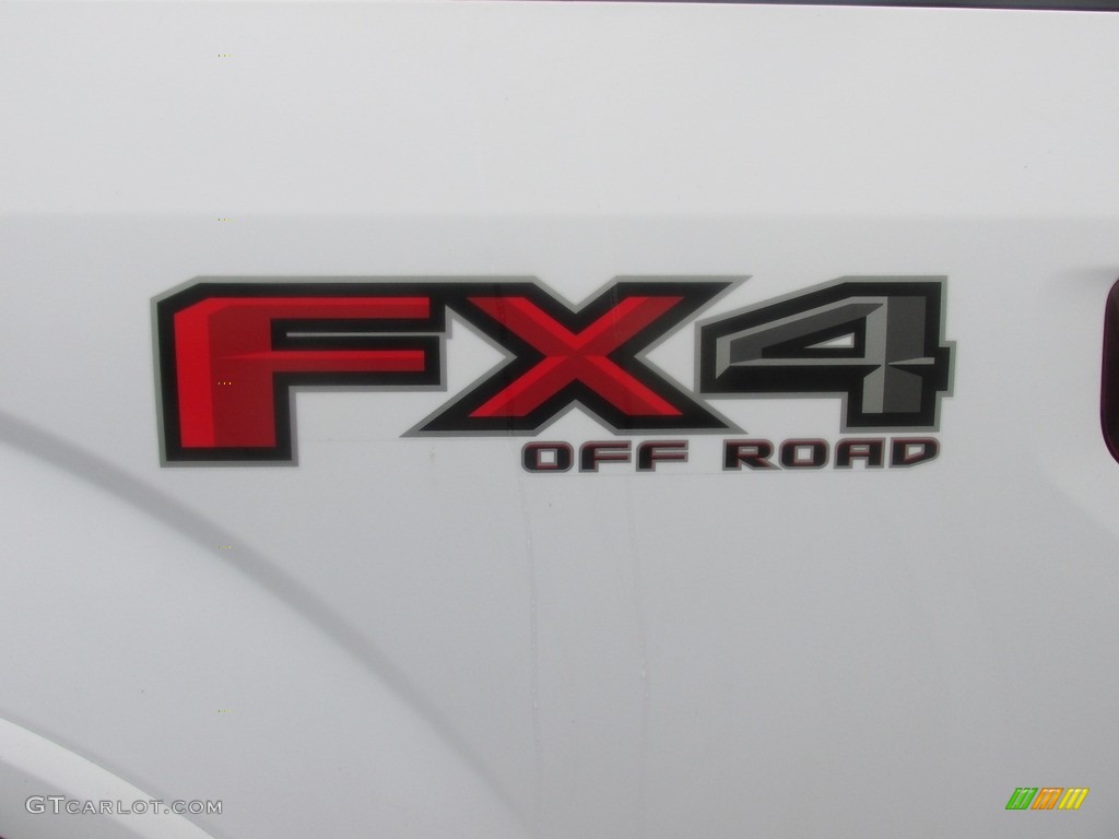 2016 F150 XLT SuperCrew 4x4 - Oxford White / Black photo #16